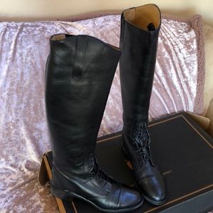 SOLD!  Ariat Champion Field Boots. $225 US10.5